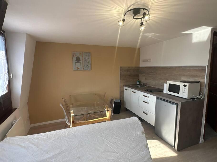 Magnifique Duplex Tout Confort Beauvais Kültér fotó